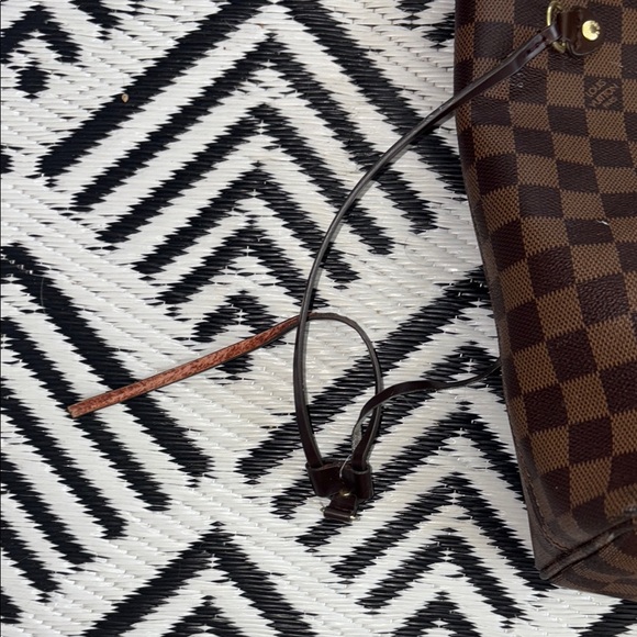 ❤️Elegant Brown Checkered Tote Bag & Dust Bag - Picture 4 of 11